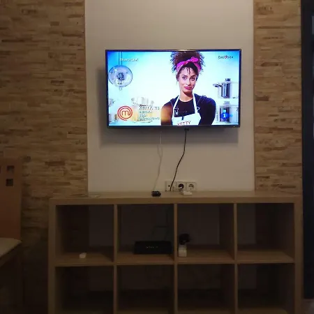 Διαμέρισμα Turia Burjassot 12 *